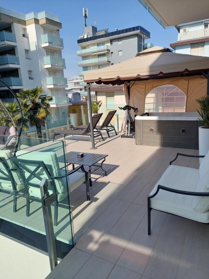 Hotel Rossini 4S Λινιάνο Σαμπιαντόρο Εξωτερικό φωτογραφία
