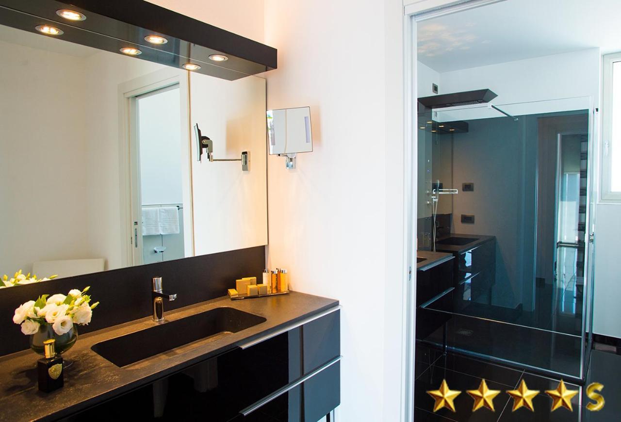 Hotel Rossini 4S Λινιάνο Σαμπιαντόρο Εξωτερικό φωτογραφία