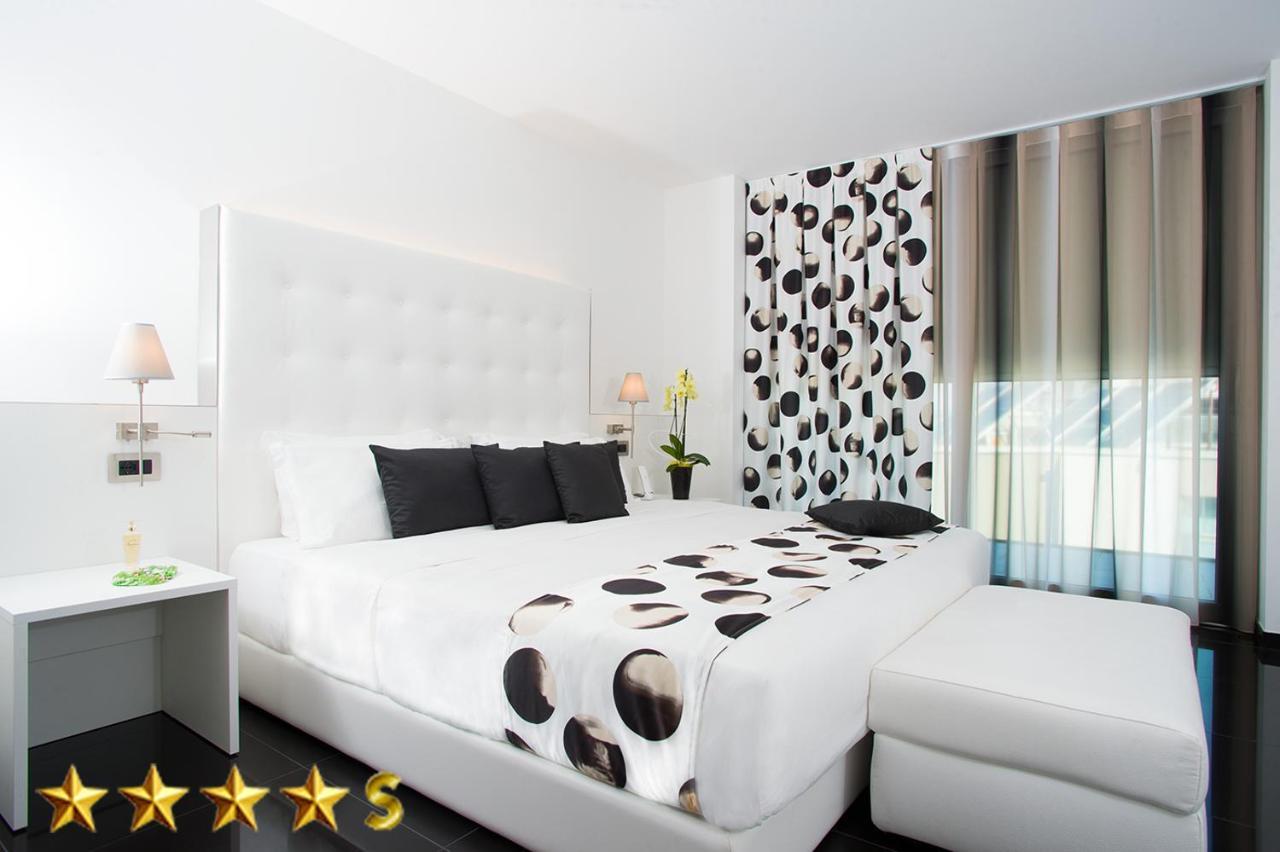 Hotel Rossini 4S Λινιάνο Σαμπιαντόρο Εξωτερικό φωτογραφία