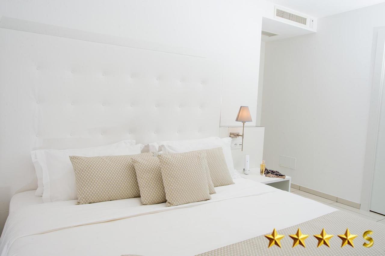 Hotel Rossini 4S Λινιάνο Σαμπιαντόρο Εξωτερικό φωτογραφία