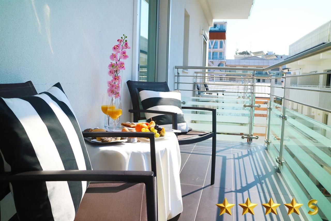 Hotel Rossini 4S Λινιάνο Σαμπιαντόρο Εξωτερικό φωτογραφία