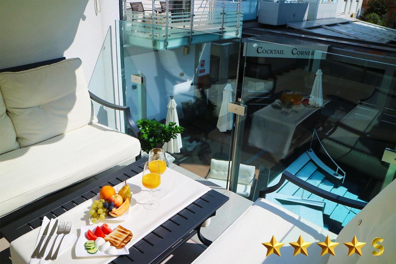 Hotel Rossini 4S Λινιάνο Σαμπιαντόρο Εξωτερικό φωτογραφία